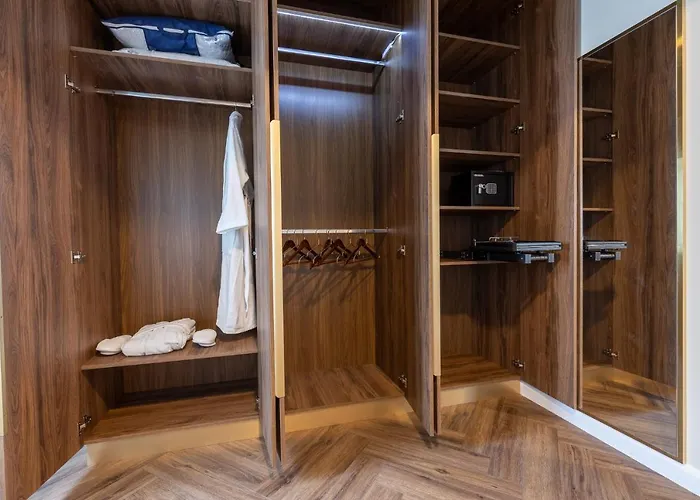 Apartment Floreasca 77 4
