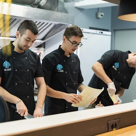 Appartement Floreasca 77 4 4*