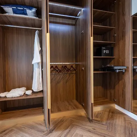 Apartment Floreasca 77 4